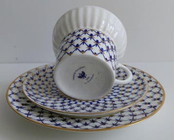 Lomonosov Imperial Porcelain Factory - A.Yatskevich - Beker, Antiek en Kunst