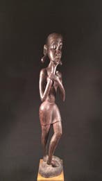 Beeldhouwwerk in hardhout. - tutsi - Rwanda, Antiquités & Art