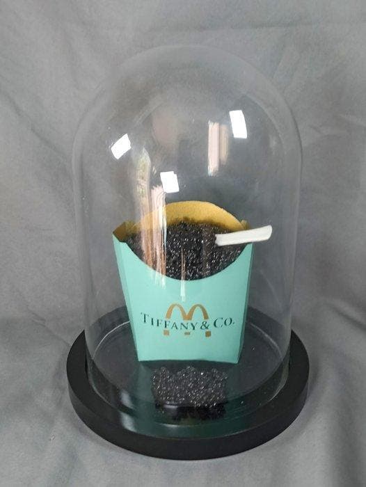 XTC Artist - Mc Caviar Tiffany, Antiquités & Art, Art | Objets design