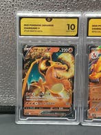 Pokémon - 2 Graded card - Charizard - GG - Various sets, Nieuw