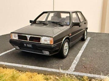 Laudoracing 1:18 - Modelauto - Lancia Delta 1600 HF Turbo, Hobby & Loisirs créatifs