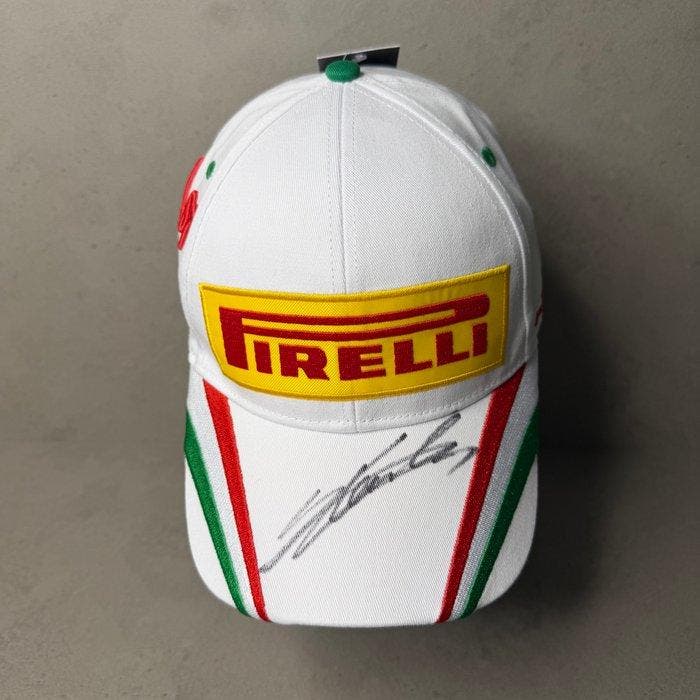 Ferrari - Formule 1 - Charles Leclerc - 2024 - Pet, Verzamelen, Automerken, Motoren en Formule 1