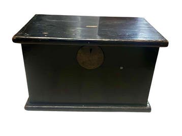 Kist - Hout - 19th century Chest / Trunk – Heavy Solid Wood