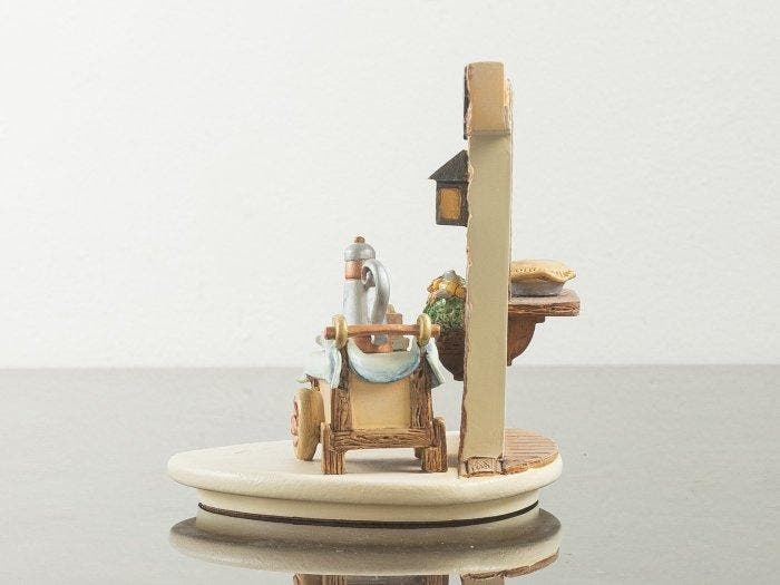 Goebel - Figuur - Strudelhaus #1043-D - Porselein, Antiek en Kunst, Curiosa en Brocante
