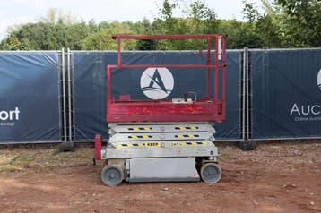 Veiling: Schaarlift Skyjack SJIII-3219 Elektrisch 227kg 7.8m, Ophalen