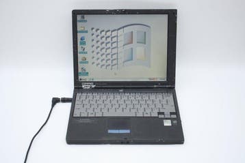 Vintage museum piece: Compaq Armada M300 | Pentium II CPU |