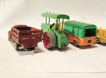 Dinky Toys 1:43 - Model grondwerkmachine (4) - Renault, Nieuw