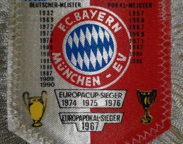 FC Bayern München - Coppe europee - Drapeau/fanion, Nieuw