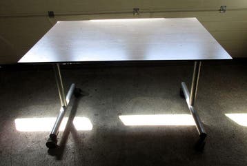 Tafel, Bureautafel, kantelbaar B120 x D80 x H75cm, Nieuw in verpakking