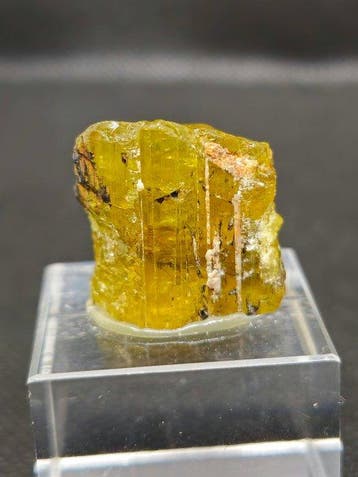Cristal de tourmaline jaune canari Elbaïte Collection de