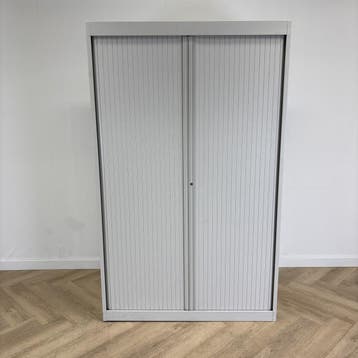 Emmein roldeurkast vv 4 legborden (hxbxd) 195x120x45 cm,, Gebruikt