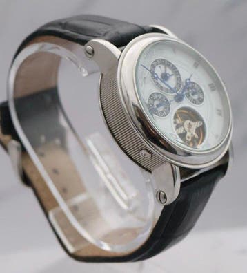 RIVADO - Dual Time - Zonder minimumprijs - Heren - 2000-2010