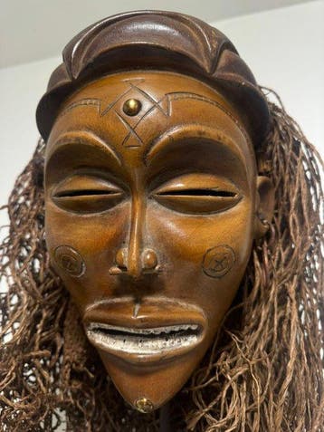 Mwana Pwevo masker - LWENA - Zambia
