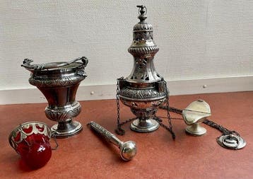 Antieke Katholieke Liturgische Set – Wierookvat, Scheepje,, Antiek en Kunst
