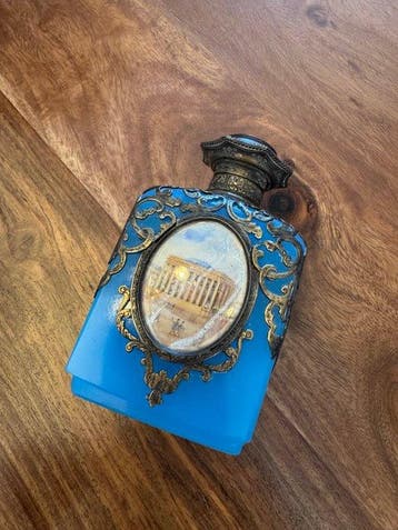 Parfumfles - opaalglas, metaal, parelmoer - Parfumfles uit, Antiek en Kunst