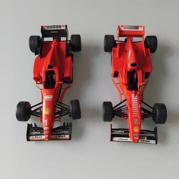 Collectie merkartikelen - Formule 1 Bburago 1:24 - Gemaakt