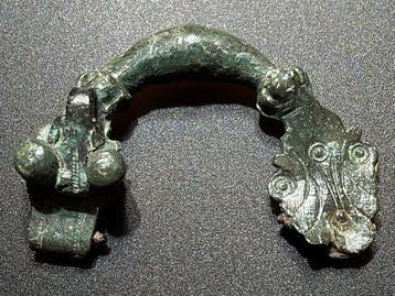 Grec ancien, hellénistique Bronze Fibule en forme de nœud