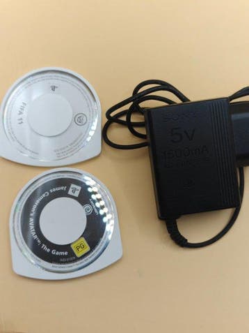 Sony - Playstation Portable (PSP) - Sony PSP 3004 Vibrant