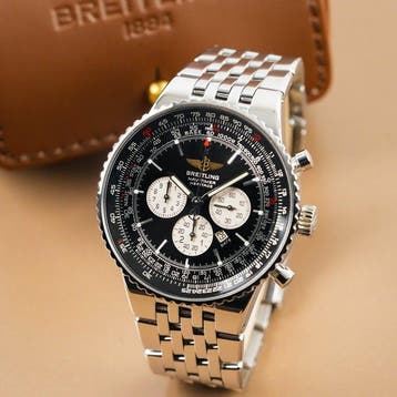 Breitling - Navitimer Heritage Chronograph Panda Dial -