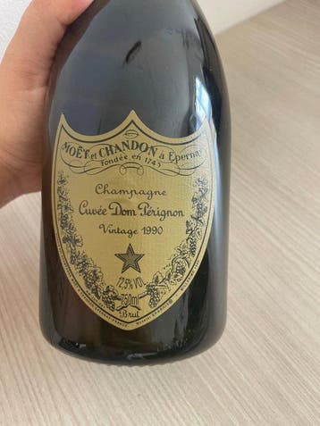 1990 Dom Pérignon - Champagne Brut - 1 Bouteille (0,75 l), Verzamelen, Wijnen, Nieuw