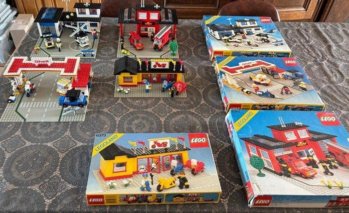 Lego Set - Legoland - 6371 Shell station ; 6373 Motorzaak;, Kinderen en Baby's, Speelgoed | Duplo en Lego