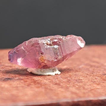 2,3 ct TOP violet/pinker Saphir Kristall beëindigd!- 0.46 g, Verzamelen