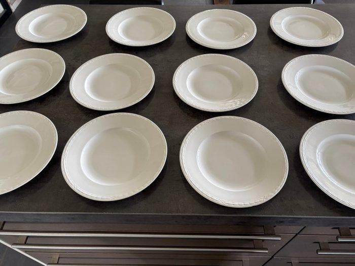 Petrus Regout - Bord (12) - Aardewerk, Antiquités & Art, Antiquités | Meubles | Tables