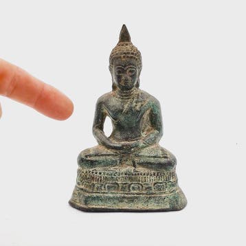 Oud-Indochinese Brons Zittende Boeddha-kraal Reizende