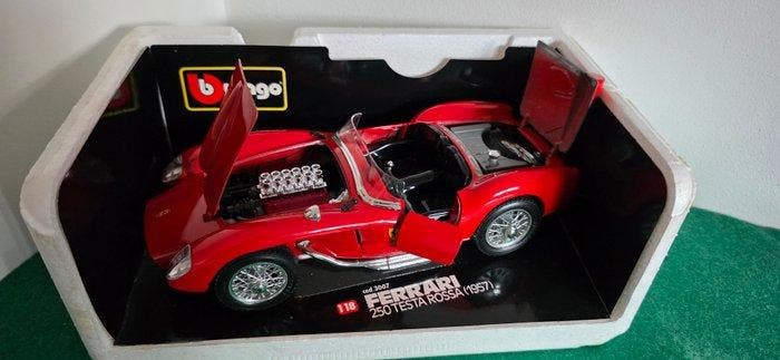 Bburago 1:18 - Modelauto - Ferrari 250 Testa Rossa (1957), Hobby en Vrije tijd, Modelauto's | 1:5 tot 1:12