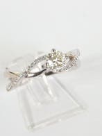 Bague de fiançailles - 18 carats Or blanc - 0.66ct. tw., Bijoux, Sacs & Beauté