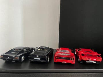 Bburago 1:18 - Modelauto (4) - Ferrari Testarossa / Ferrari