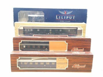 Liliput H0 - L383901/83800/84203/84400 - Wagon de passagers