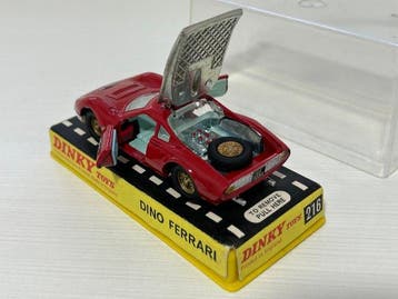 Dinky Toys 1:43 - Voiture miniature - No. 216 Ferrari Dino, Nieuw