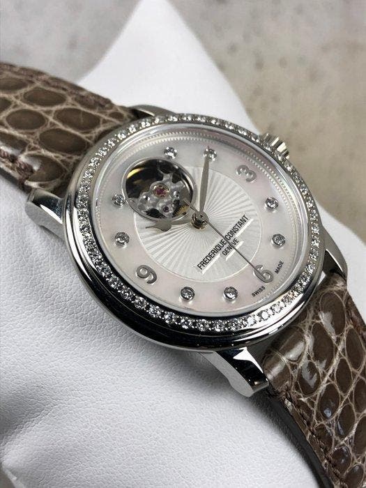 Frédérique Constant - Heart Beat Full Diamonds Automatic, Bijoux, Sacs & Beauté, Montres | Hommes