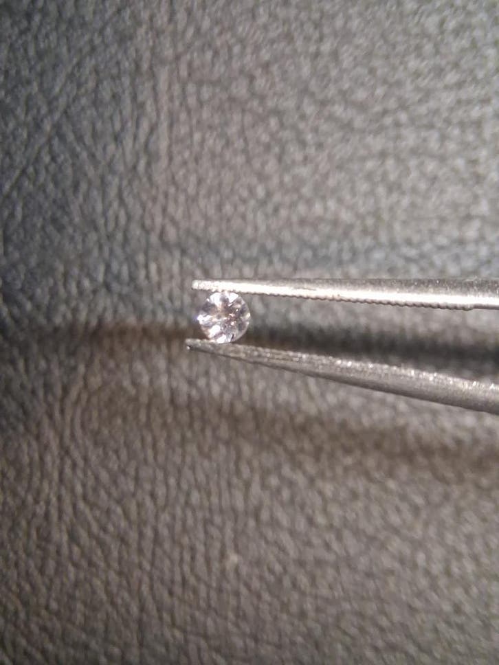 Natural Light Pink Tourmaline – Round Brilliant Faceted 0.05, Handtassen en Accessoires, Overige Accessoires, Nieuw, Verzenden