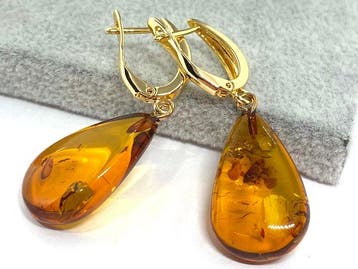 Éclat miel et cognac - Boucles dambre balte époustouflantes