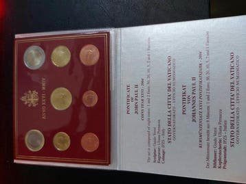 Vaticaan. Year Set (BU) 2004 (Zonder minimumprijs)
