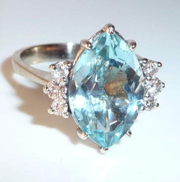 Ring - 18 karaat Witgoud - 6.60ct. tw. Aquamarijn - Diamant, Handtassen en Accessoires, Nieuw
