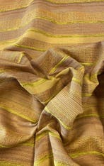 Decoratief geweven weefsel met horizontale strepen in groen