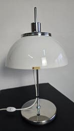 Meblo - Harvey Guzzini - Lampe de bureau - Faro - Acrylique
