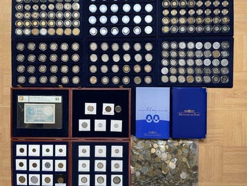 Lot de 221 Monnaies Française dont 9 argent, billet, coffret
