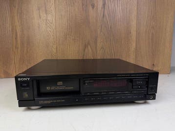 Sony - CDP-C900 - 10 Disc Automatic Changer Cd-speler