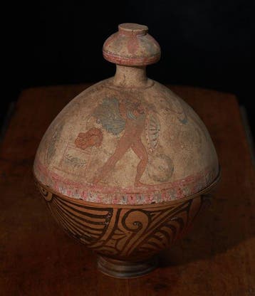 Oud-Griekenland, Pyxis van keramiek uit de 4e eeuw v.Chr.