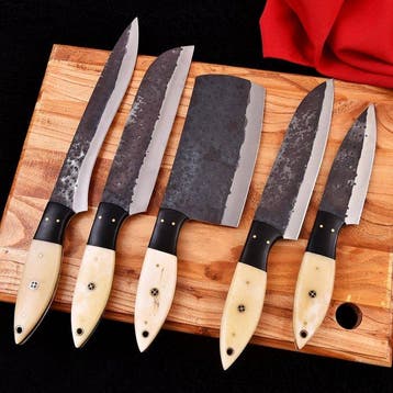 Keukenmes - Chefs knife - kamelenbot en geslagen staal -
