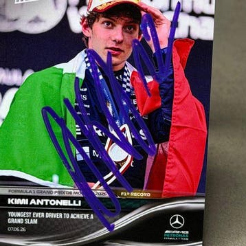 Mercedes - Topps Now - Youngest ever driver to achieve a, Nieuw