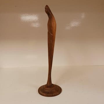 Beeld, Madonna in Amsterdamse School stijl - 24 cm - Teak