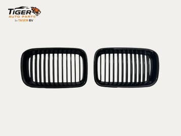 BMW E36 Zwarte Nieren Grillen Set Facelift, Nieuw, Voor, BMW, Motorkap