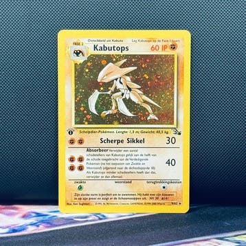 Pokémon Card - KABUTOPS HOLO 1ST EDITION 9 - Pokémon, Hobby en Vrije tijd, Nieuw