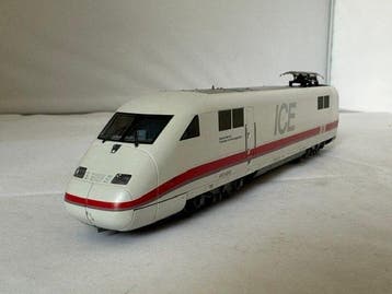 Märklin H0 - 39710 - Rame automotrice (1) - ICE-S à cinq, Hobby & Loisirs créatifs