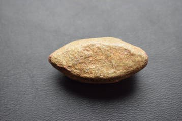 Oud-Grieks, Hellenistisch Lood Oud-Griekse loodkogel met de
